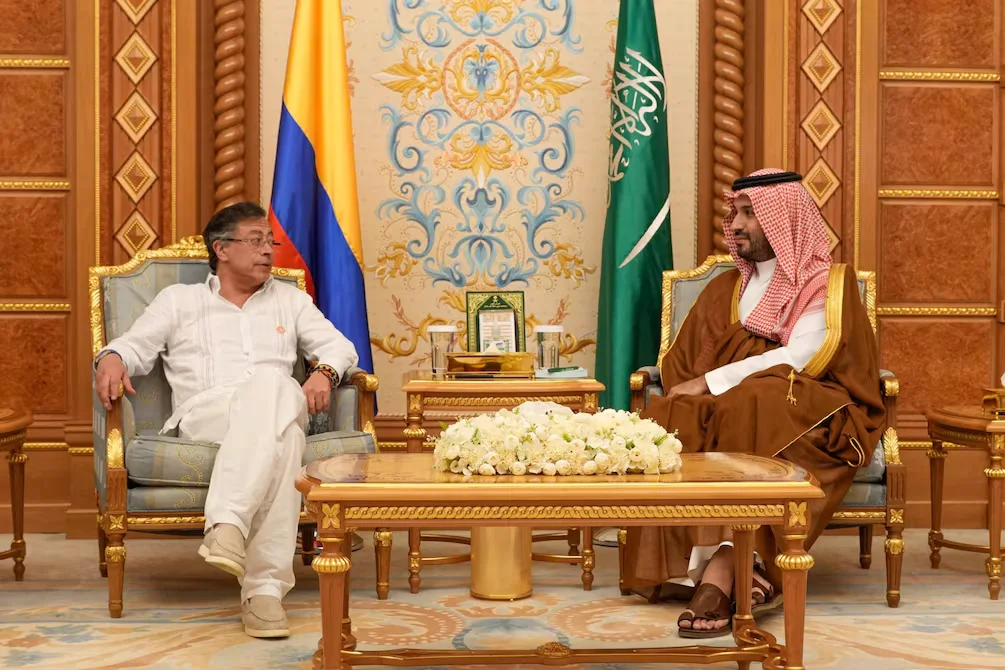 Gustavo Petro pide a Arabia Saudita mediar ante EE. UU. por ataques a narcolanchas