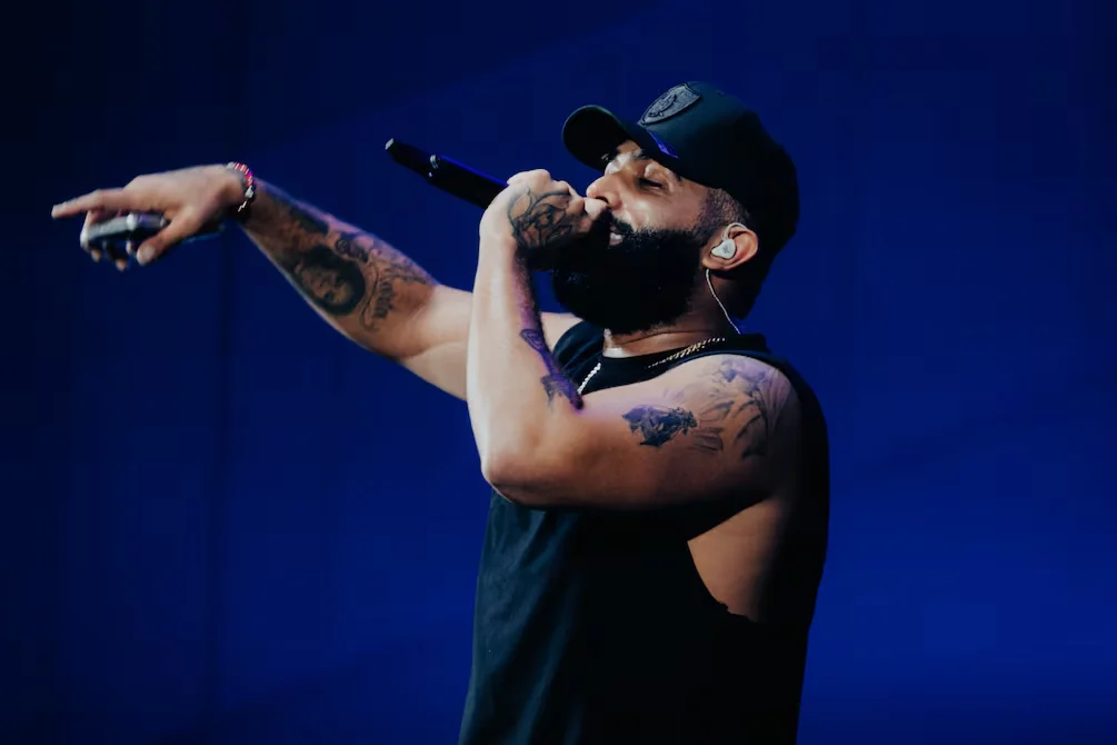 Lo que debes saber del concierto de Eladio Carrión en Guayaquil