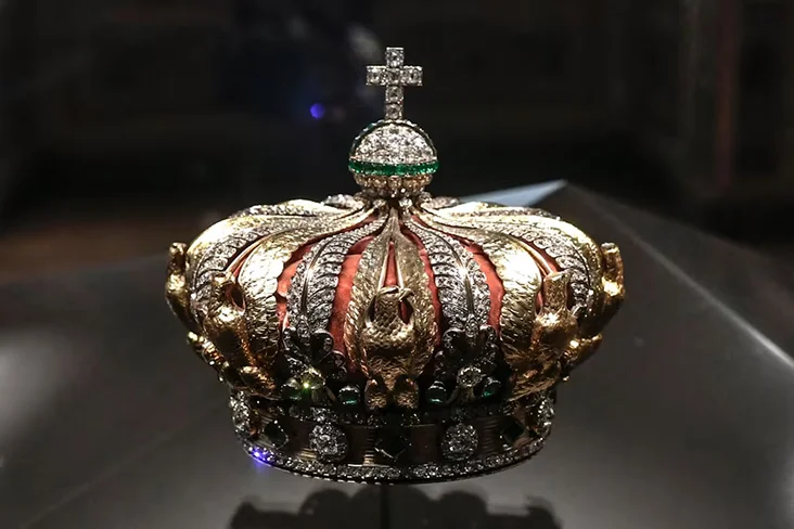 Cinco nuevos detenidos por el robo del Louvre: así participaron en el asalto
