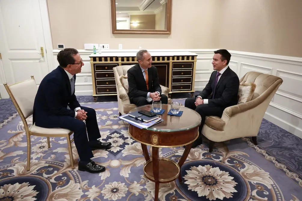 Imagen destacada: Ecuador anuncia financiamiento de $250 millones del BID para fortalecer el sistema de salud