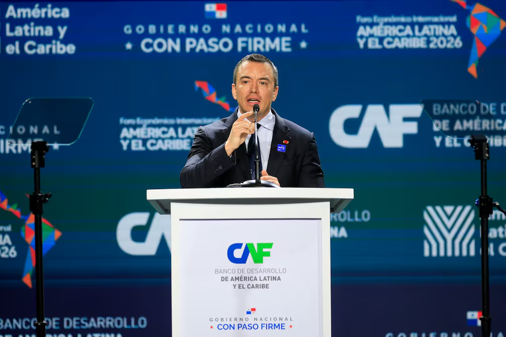 Imagen destacada: Sesión inaugural del Foro Económico Internacional 2026 de CAF en Panamá