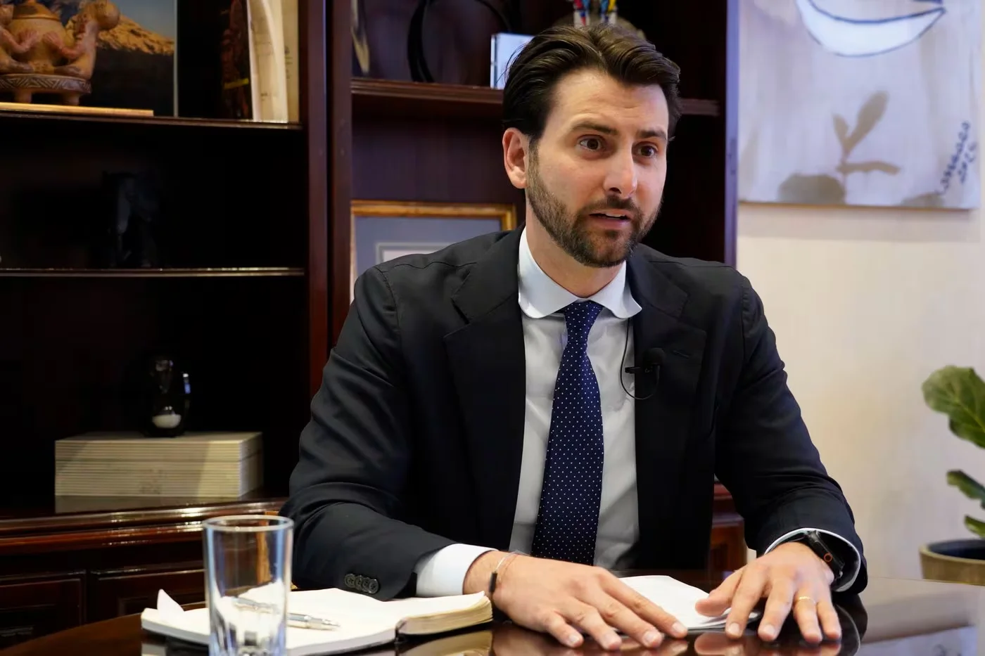 Niels Olsen, presidente de la Asamblea, sobre la situación en Venezuela