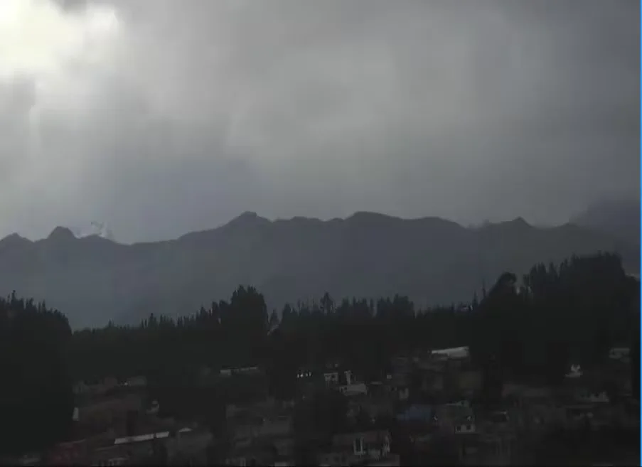 Advertencia del Inamhi por lluvias y tormentas eléctricas en varias ciudades de Ecuador