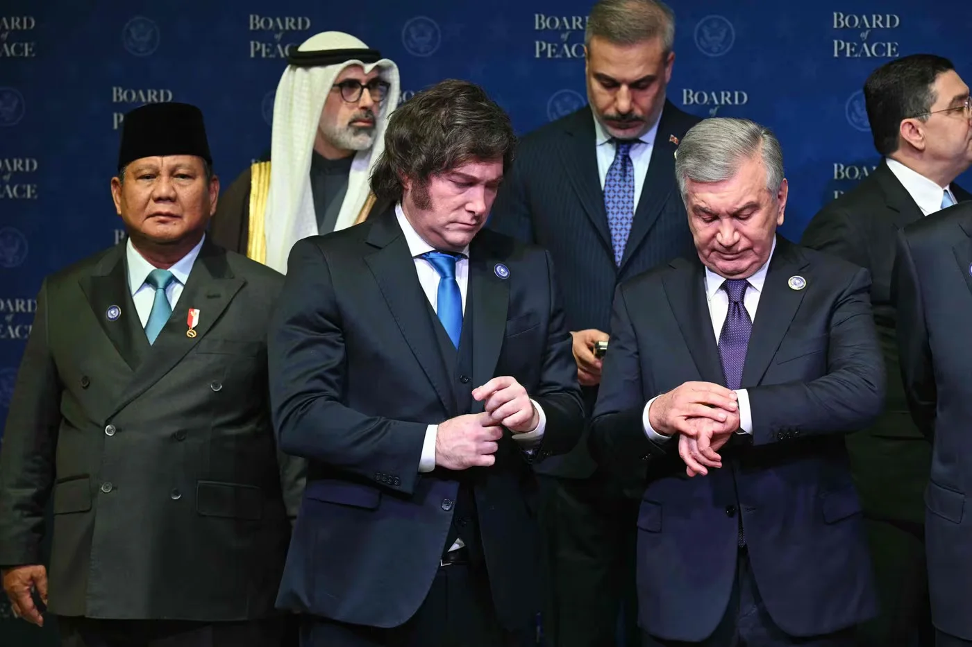 Javier Milei respalda la Junta de Paz de Trump y propone enviar cascos blancos a Gaza