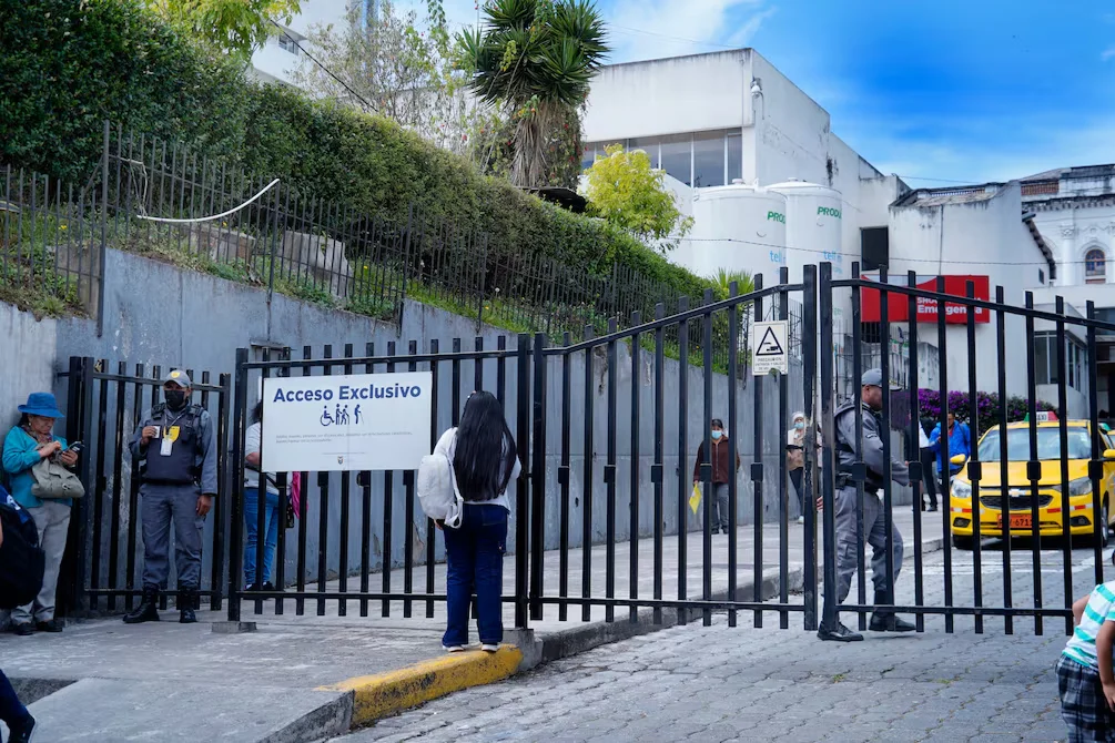 Vicepresidenta crea comisión para la adquisición centralizada de medicamentos