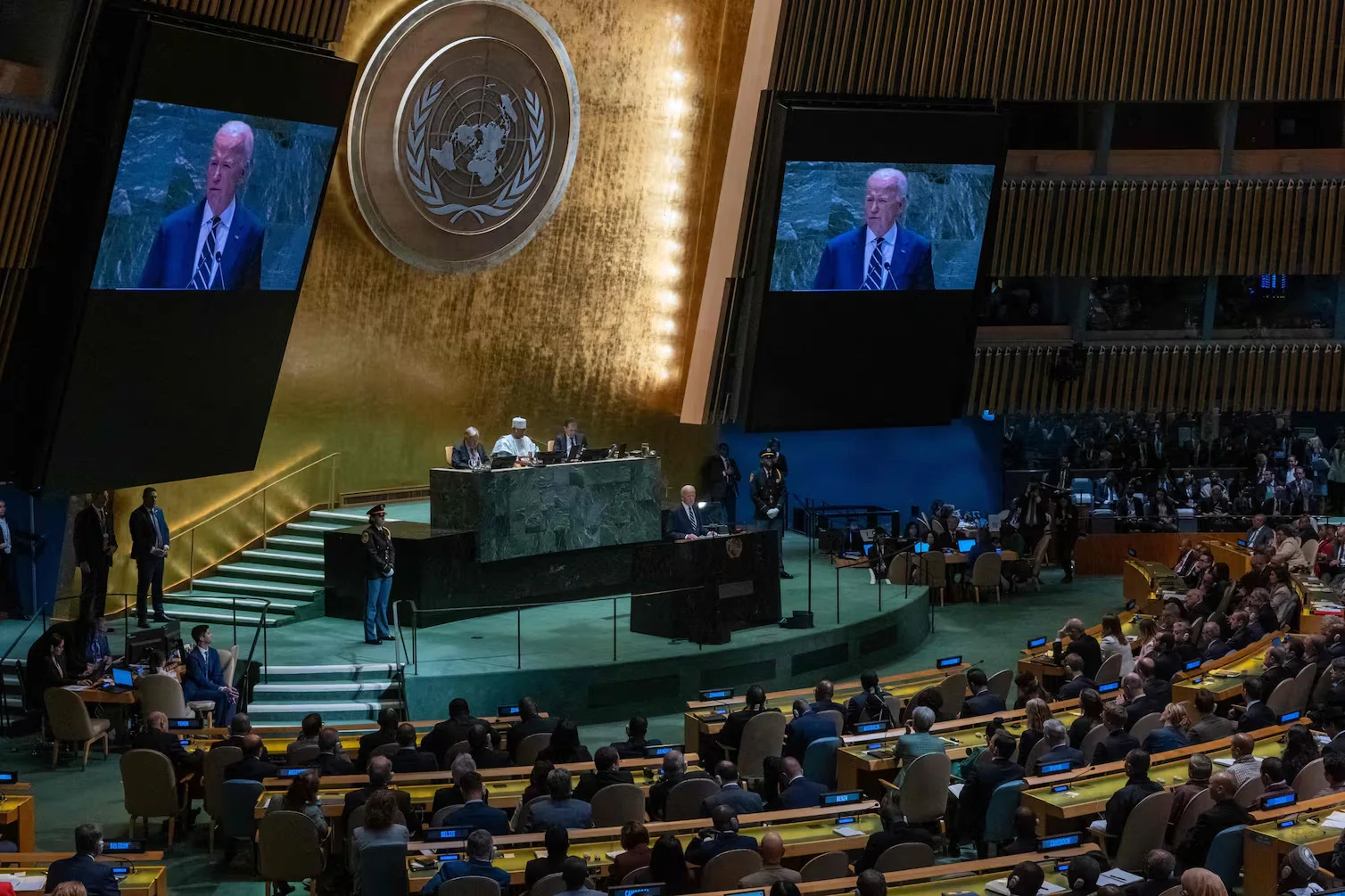 Asamblea de la ONU aprueba resolución para reclamar alto al fuego entre Ucrania y Rusia