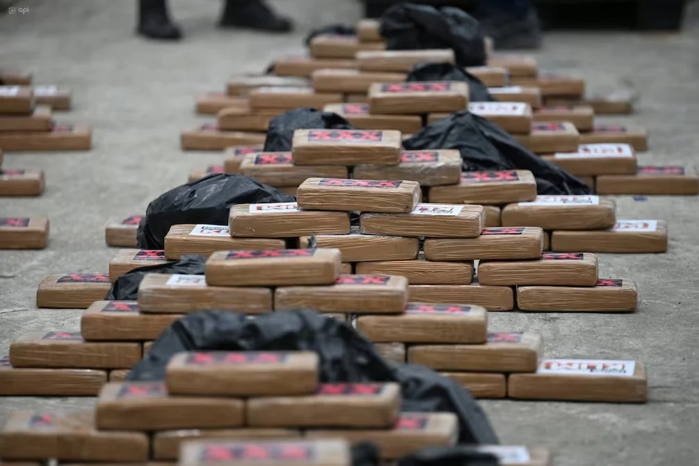 Imagen destacada: Incautación de droga en Ecuador: 760 kilos decomisados en operativo con EE. UU.