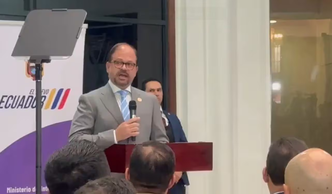 Imagen destacada: Ecuador y Estados Unidos firman acuerdo para apoyo del FBI contra el crimen organizado