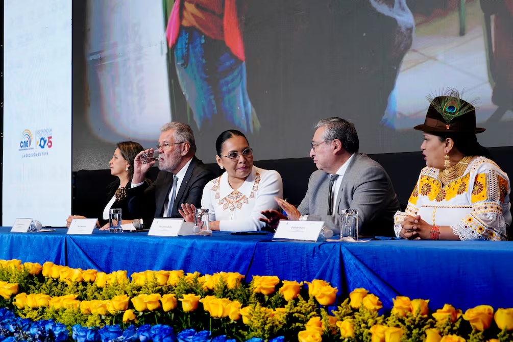 Imagen destacada: Algunos partidos y movimientos aseguran estar listos para participar en los comicios pese al cambio de fecha en Ecuador