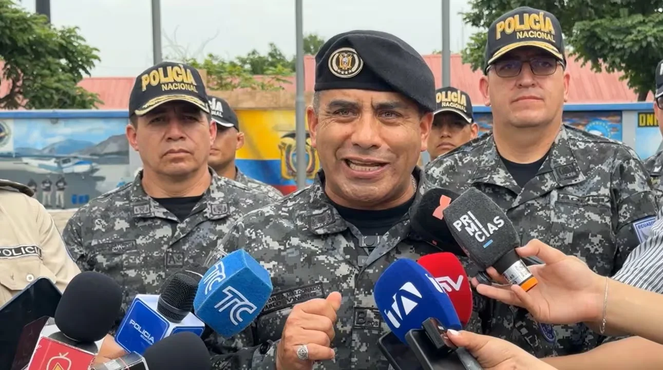 Comandante de Policía recuerda penas de 1 a 3 años de prisión por incumplir toque de queda