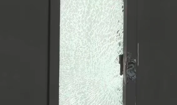 Policía investiga ataque a plantel educativo en Guayacanes, norte de Guayaquil