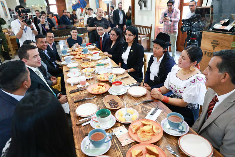 Imagen destacada: Daniel Noboa impulsa la educación para jóvenes y adultos en Ecuador
