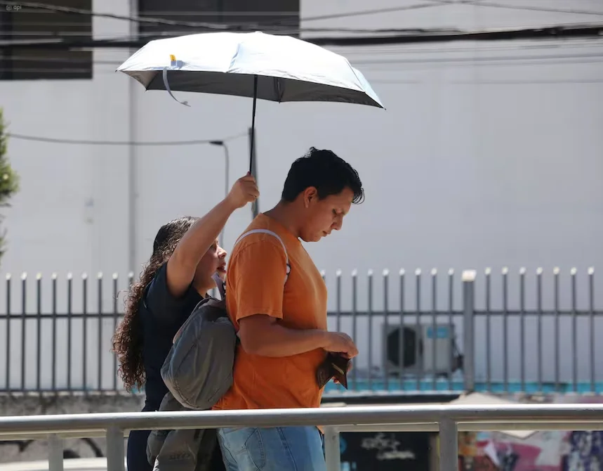 Viernes 17 de abril: altas temperaturas y precipitaciones aisladas en Ecuador