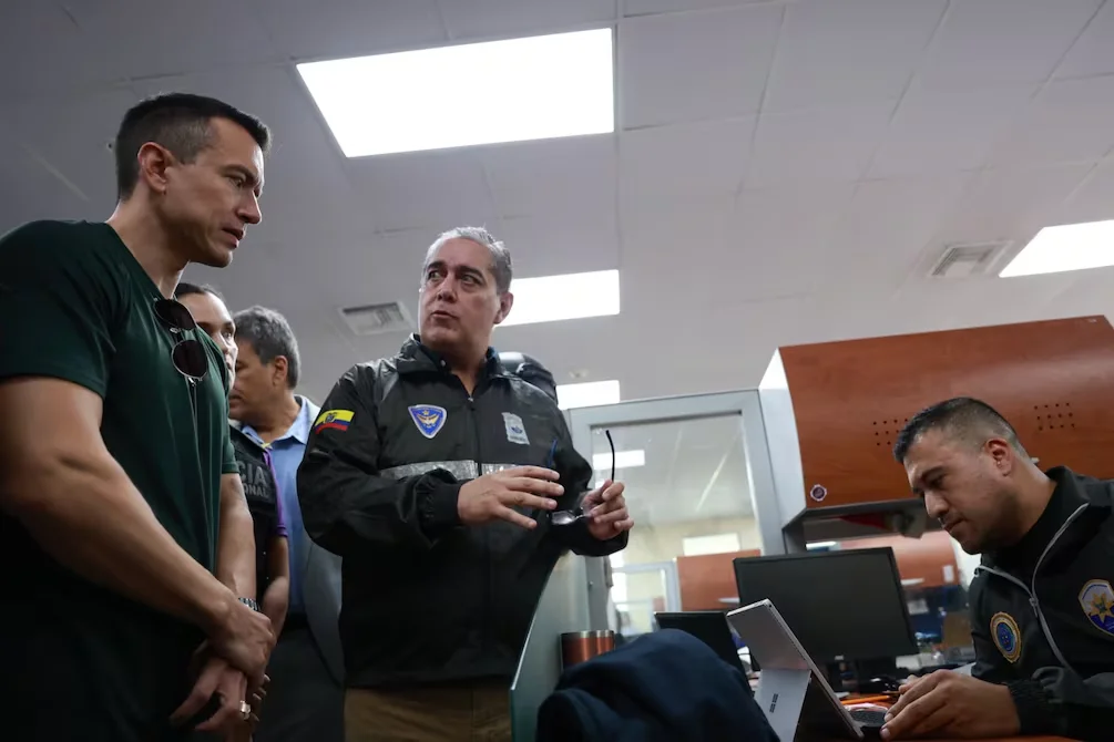 Daniel Noboa denuncia red de corrupción en CNEL que operó por más de 11 años