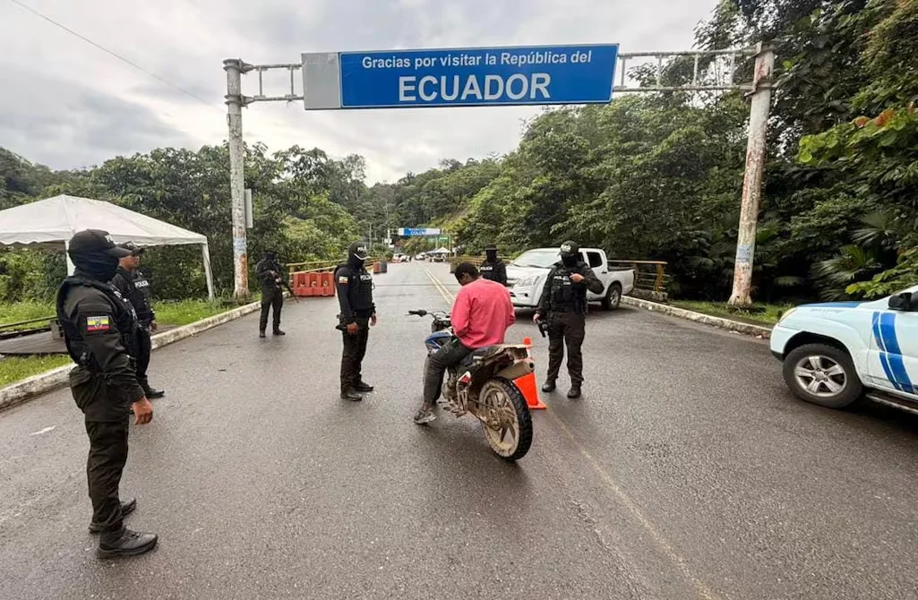 Daniel Noboa alerta incursión de guerrilla colombiana impulsada por Gustavo Petro en la frontera norte