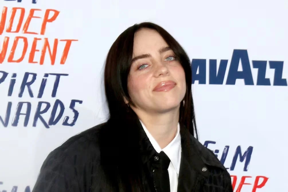 Imagen destacada: Muere acosador de Billie Eilish tras ser arrollado por un tren en Nueva York