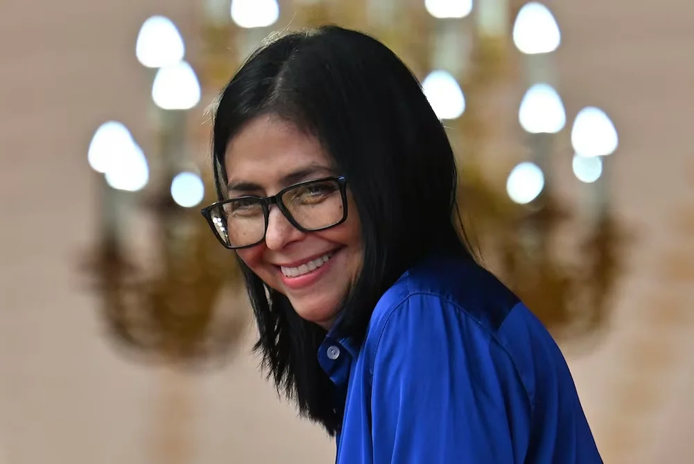 Imagen destacada: EE. UU. levanta sanciones contra Delcy Rodríguez y redefine su relación con Venezuela