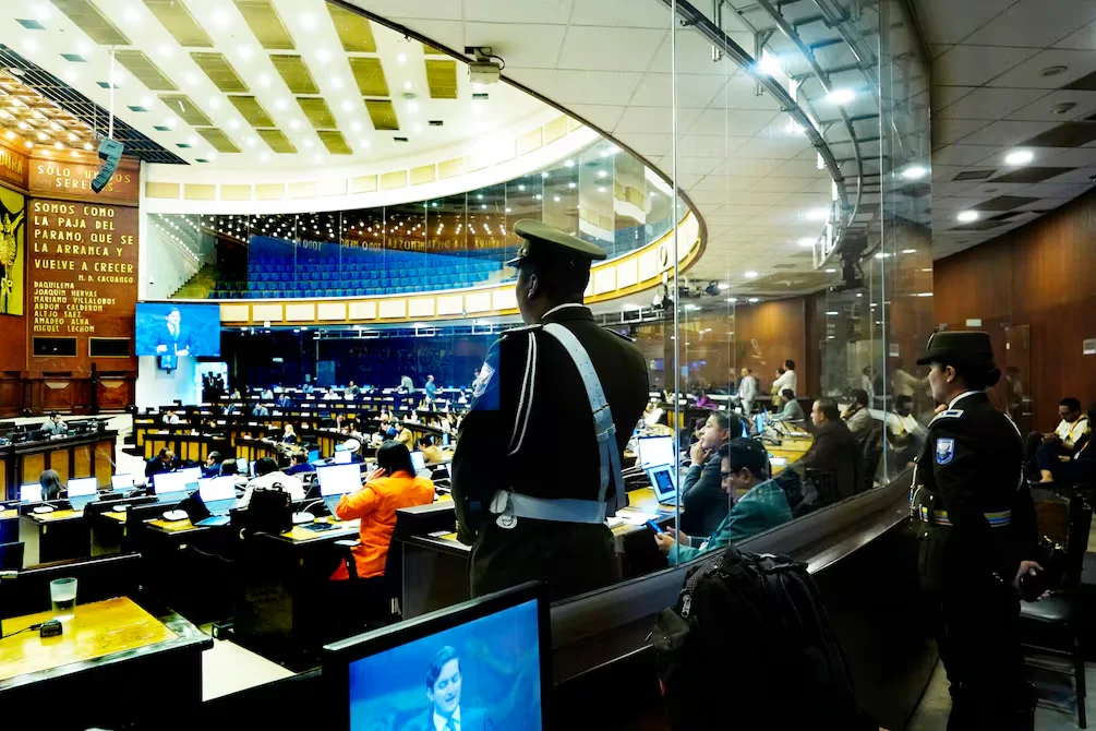 Asamblea Nacional debate reformas sobre garantías constitucionales y acciones de protección