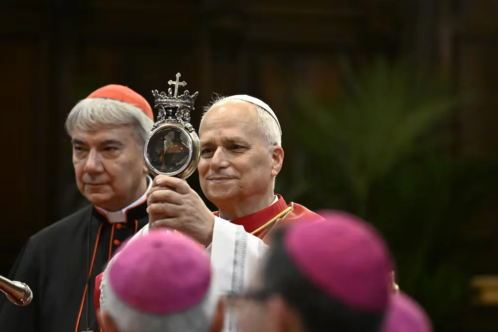 León XIV celebra su primer año de pontificado con un llamado por la paz en Pompeya