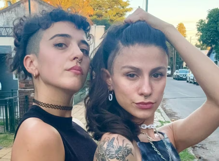 Quiénes son Tushka y Rebebe, de Sarao, las artistas que acusan a Shakira y Anitta de plagio
