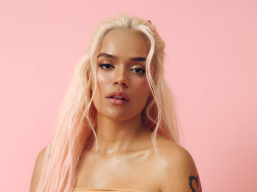 Karol G será premiada en los American Music Awards por su excelencia como artista internacional