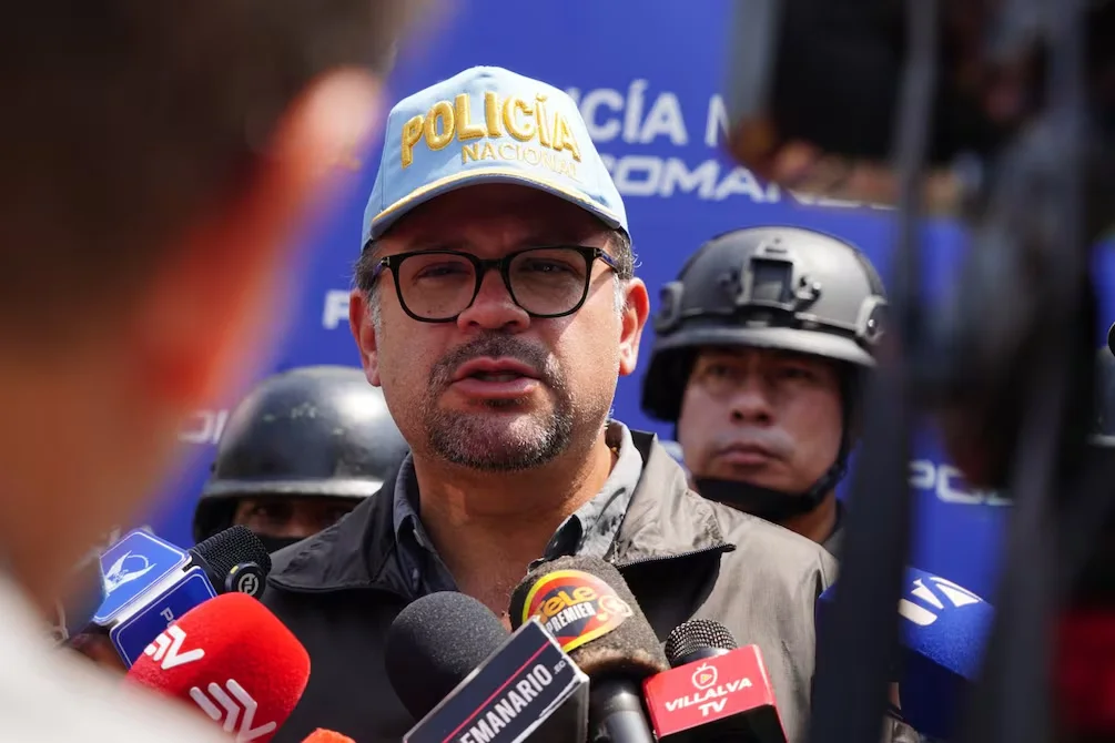 Desarticulan red de tráfico de armas y explosivos en Ecuador en operativo de gran escala