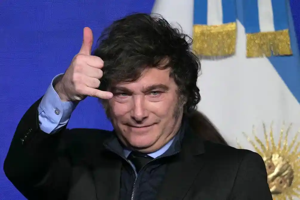Javier Milei felicitó a Abelardo de la Espriella por su victoria en el balotaje presidencial de Colombia y destacó el avance de la libertad económica en América Latina.