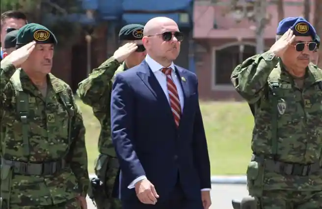 Decreto 424 en Ecuador: cooperación internacional y refuerzo militar en la seguridad nacional