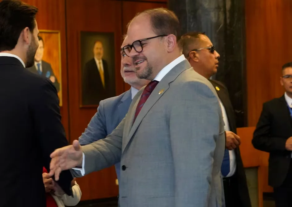 Ministro del Interior descarta nuevos toques de queda en Ecuador