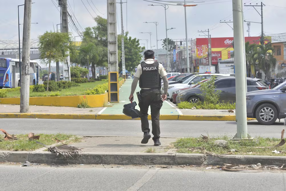 Tiroteo causó inquietud entre ciudadanos en la av. León Febres-Cordero, en La Aurora